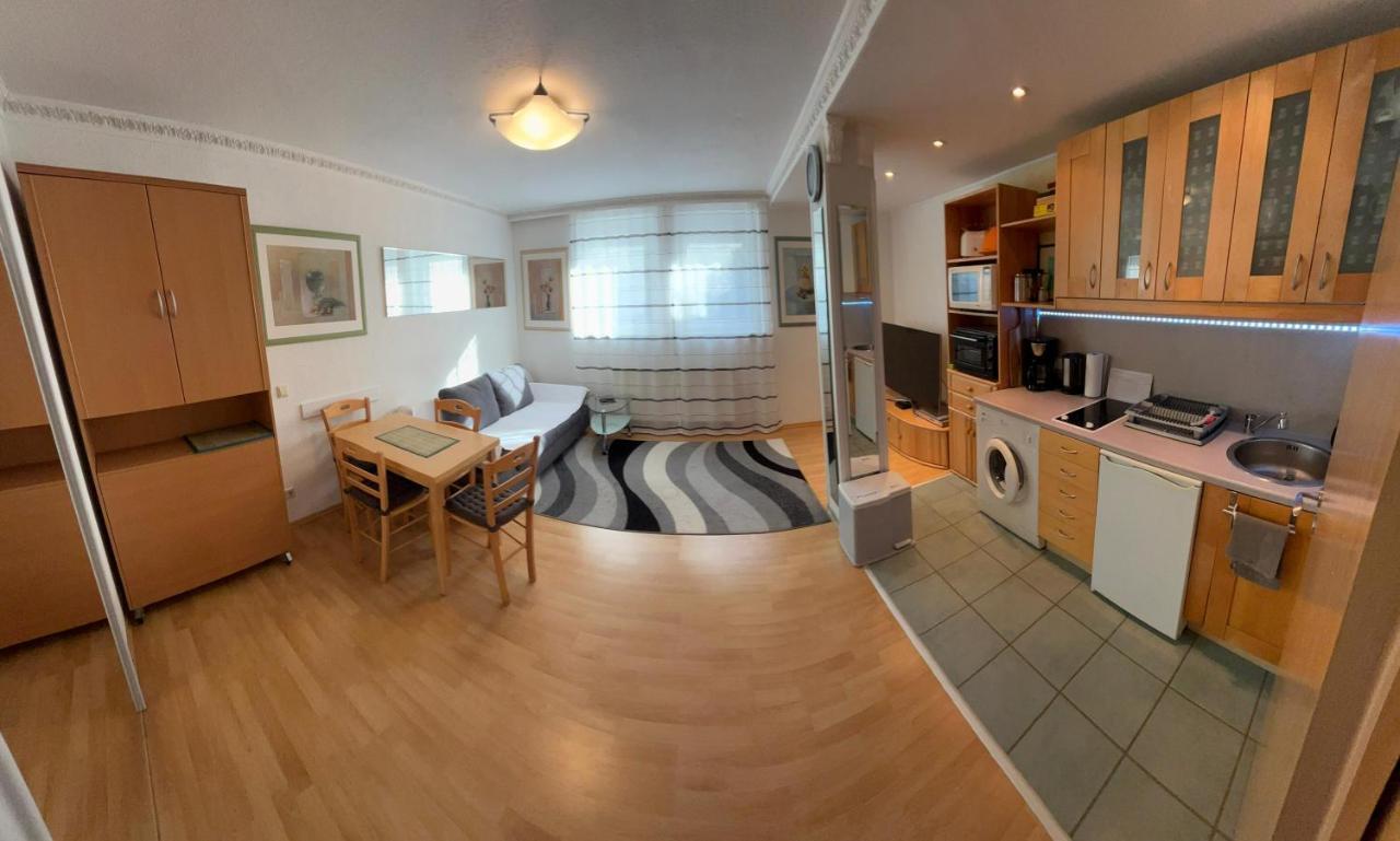 Ruhige Geraeumige Wohnung Pforzheim Exterior foto